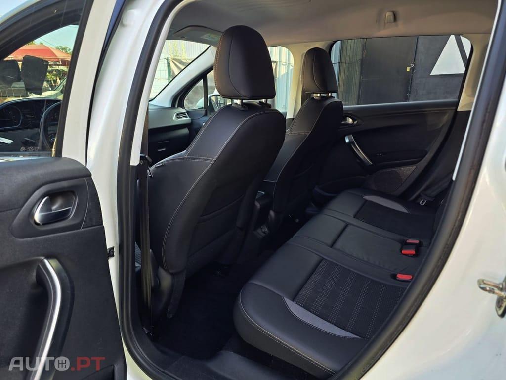 Peugeot 2008 1.6 BlueHDi Allure