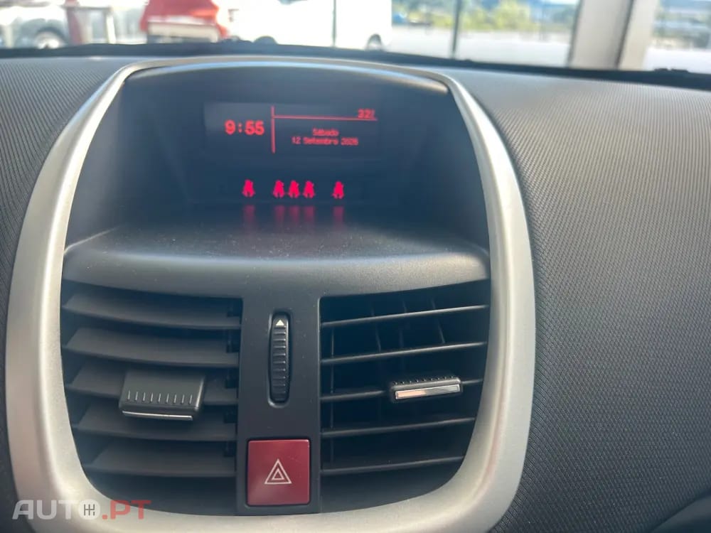 Peugeot 207 1.4 16V Sportium