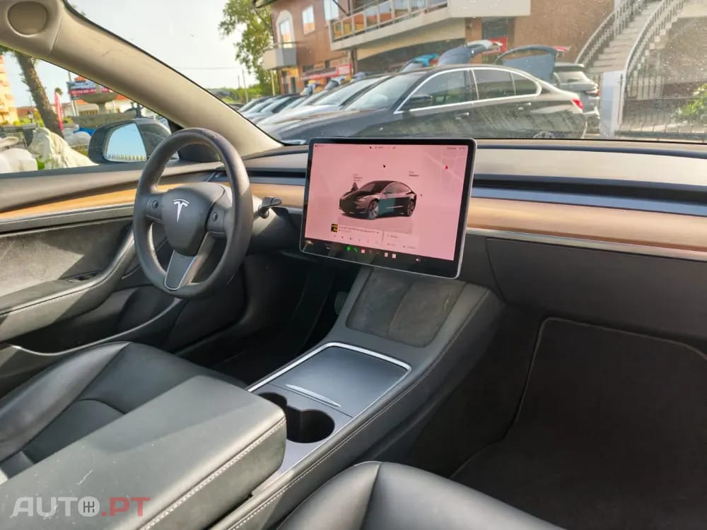 Tesla Model 3 Tração Traseira Premium