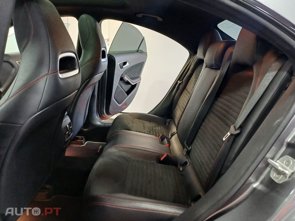 Mercedes-Benz CLA 220 CDi AMG Line Aut.