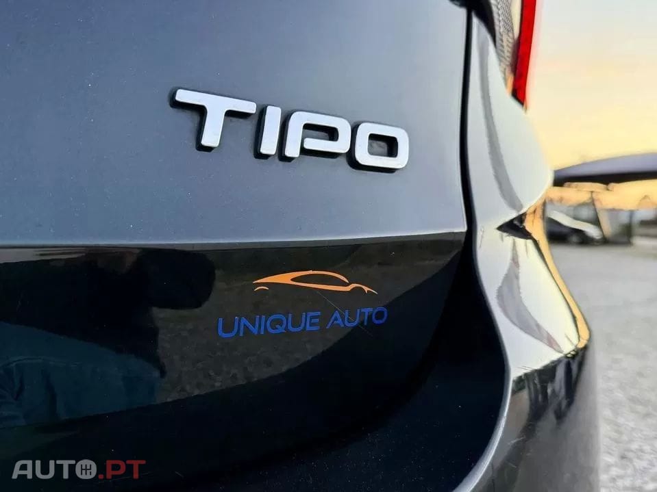 Fiat Tipo 1.3 M-Jet Lounge Tech