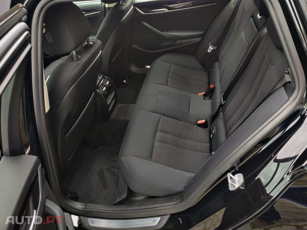 BMW 530 i Touring Aut.