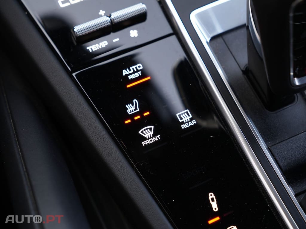 Porsche Cayenne E-Hybrid 