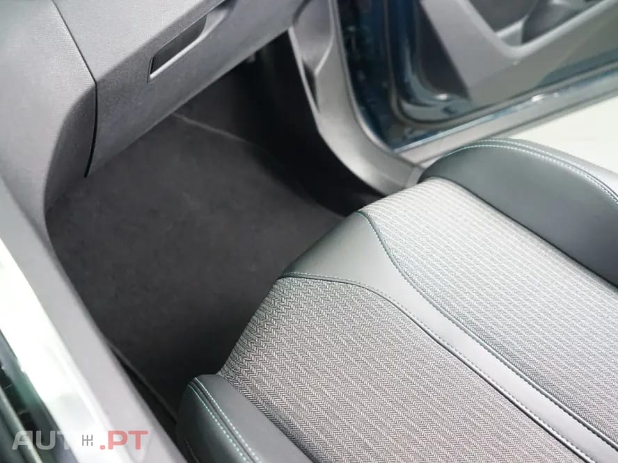 Peugeot 3008 1.5 BlueHDi Allure
