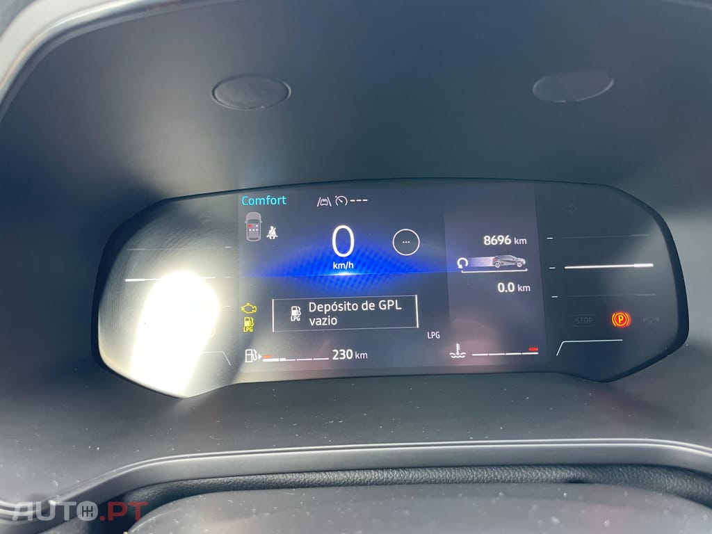 Renault Captur 1.0 TCe Techno Bi-Fuel