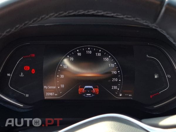 Renault Captur 1.0 TCe 90 techno — fotografia 15
