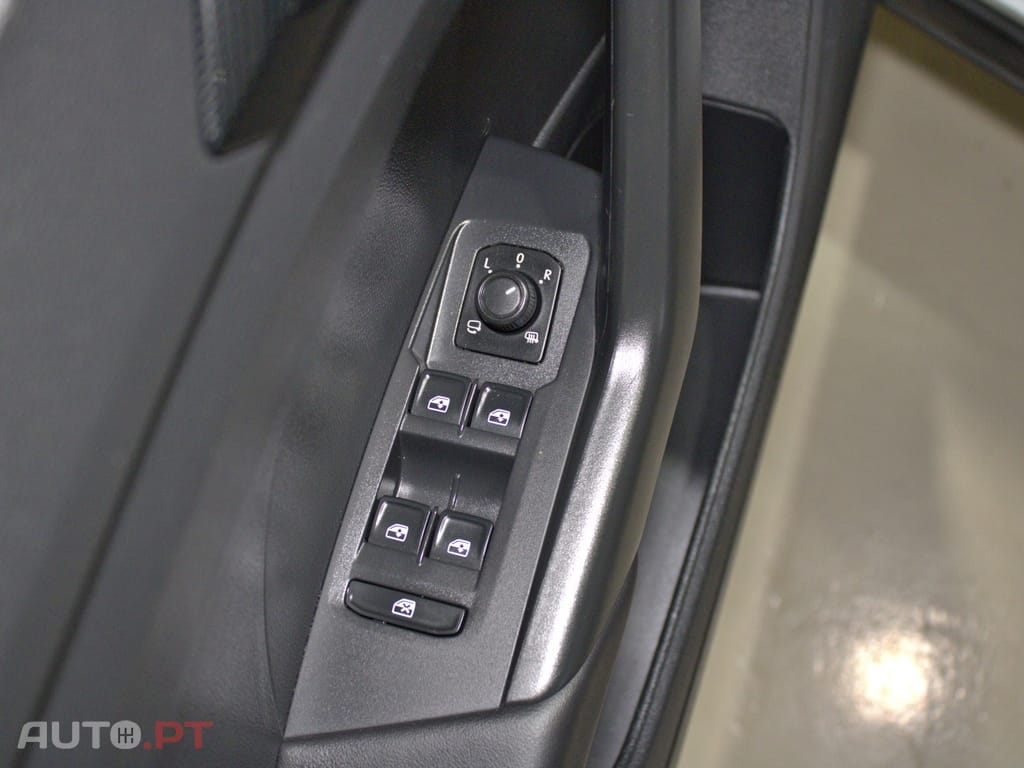 Volkswagen T-Cross 1.0 TSI Urban DSG