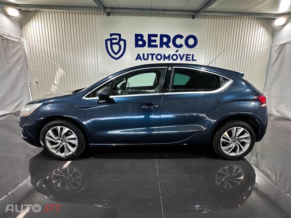 Citroen DS4 1.6 BlueHDi So Chic EAT6 J18