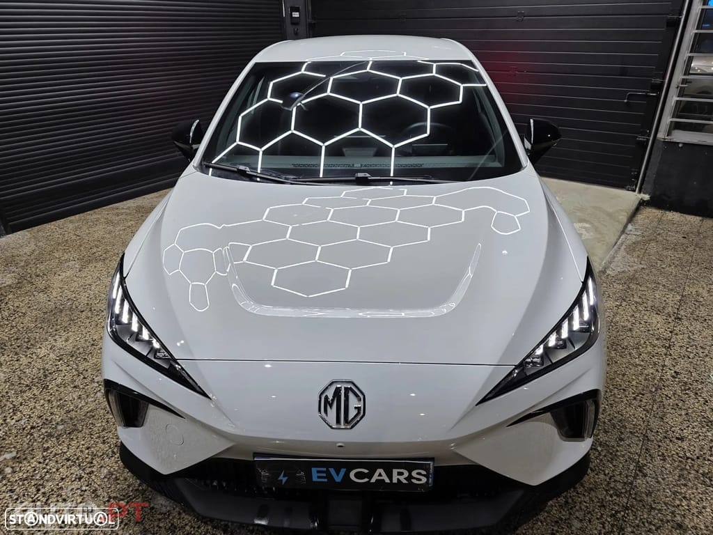 MG MG4 64 kWh Luxury