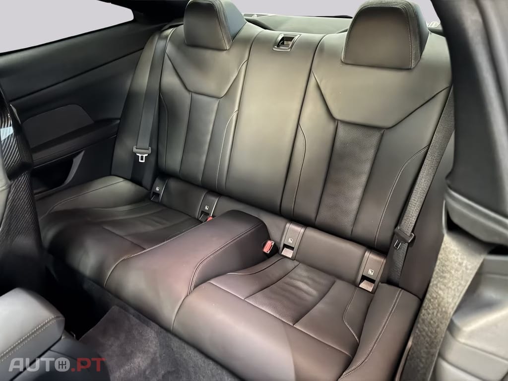 BMW M4 Carbon Schalensitze