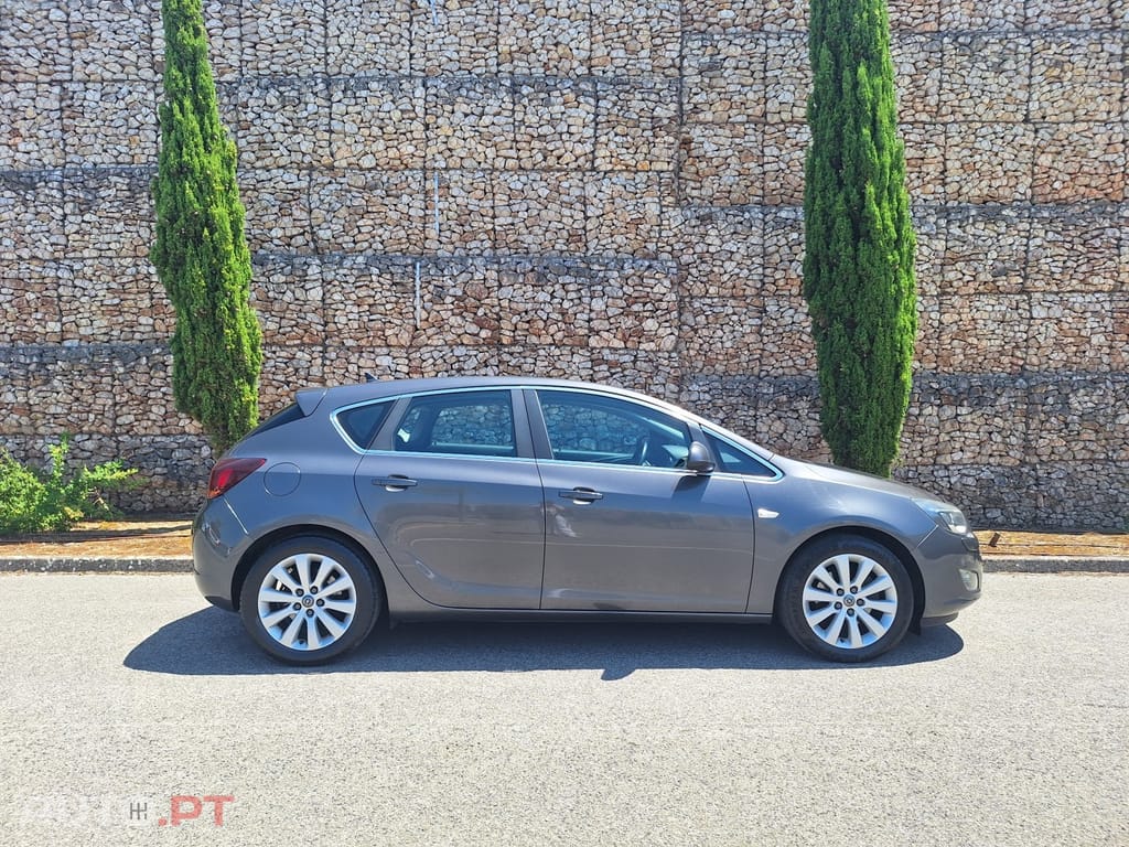 Opel Astra 1.7 CDTi Cosmo