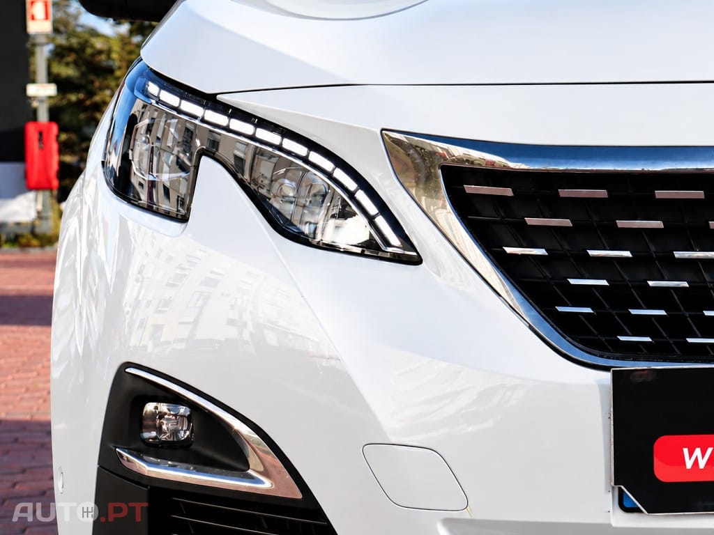 Peugeot 3008 1.2 PureTech Allure EAT8