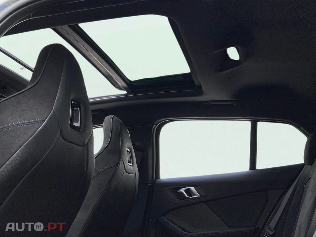 BMW 118 i Pack Desportivo M Auto