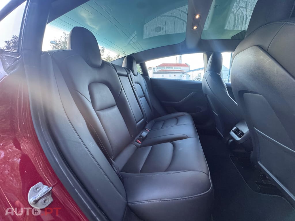 Tesla Model 3 Standard Range Plus RWD