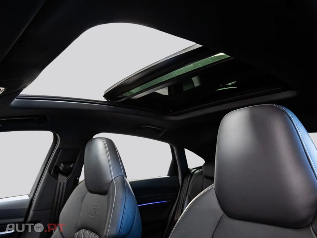 Audi E-Tron I.V.A DEDUTIVEL S BLACK