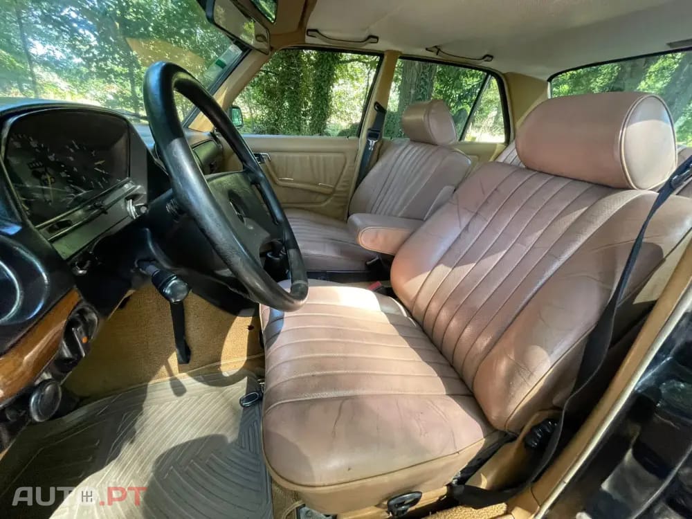 Mercedes-Benz 240 ND