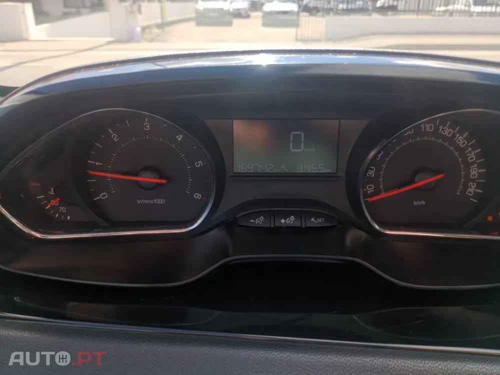 Peugeot 208 1.4 HDi Active