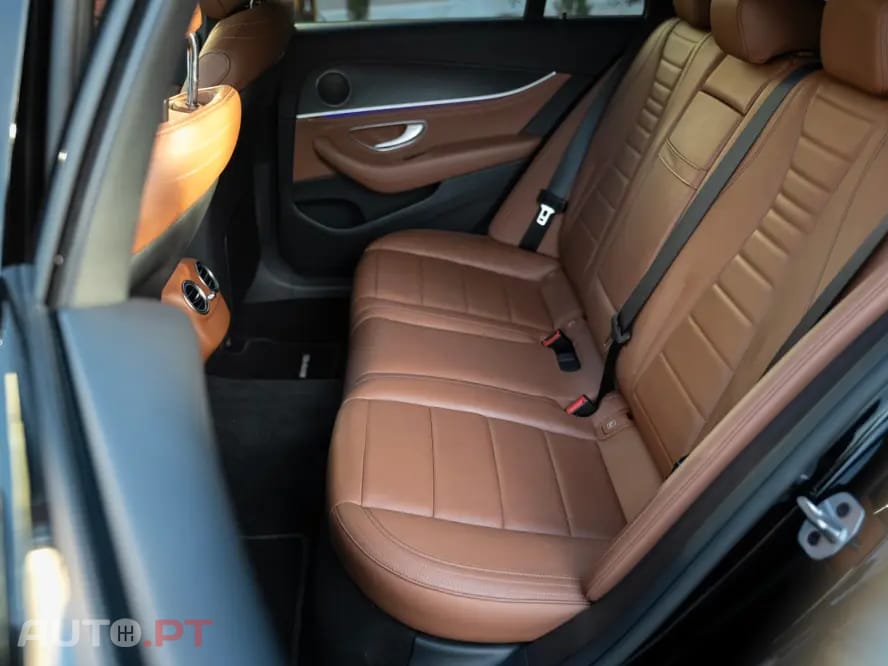Mercedes-Benz E 300 de 4Matic 9G-TRONIC AMG Line