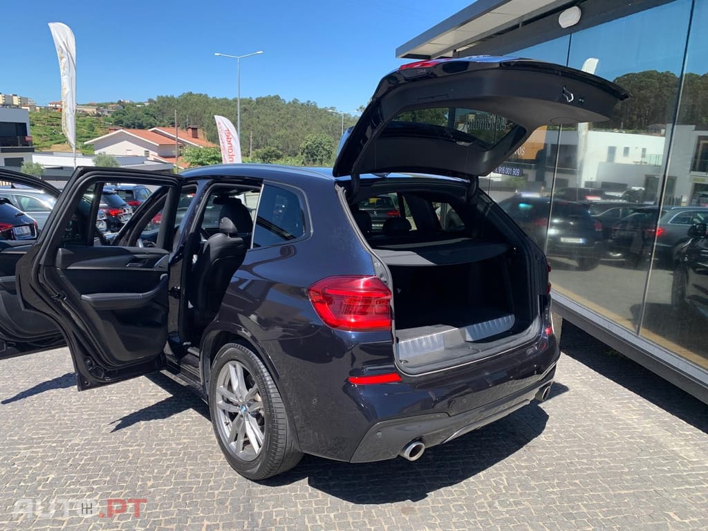 BMW X3 30 e xDrive Pack Desportivo M