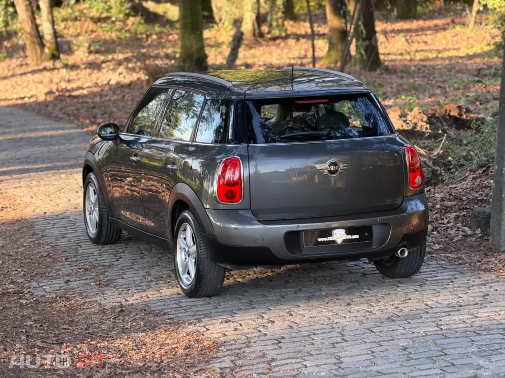MINI Countryman One D