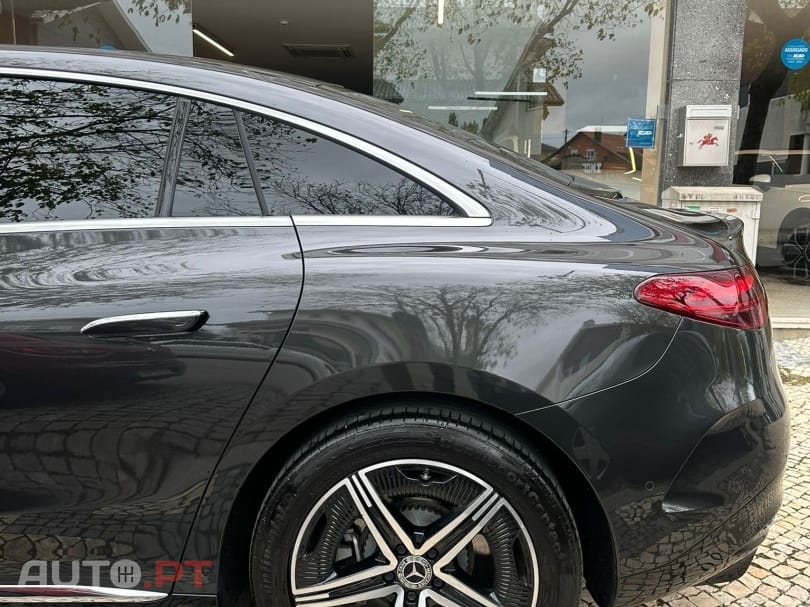 Mercedes-Benz EQE 350