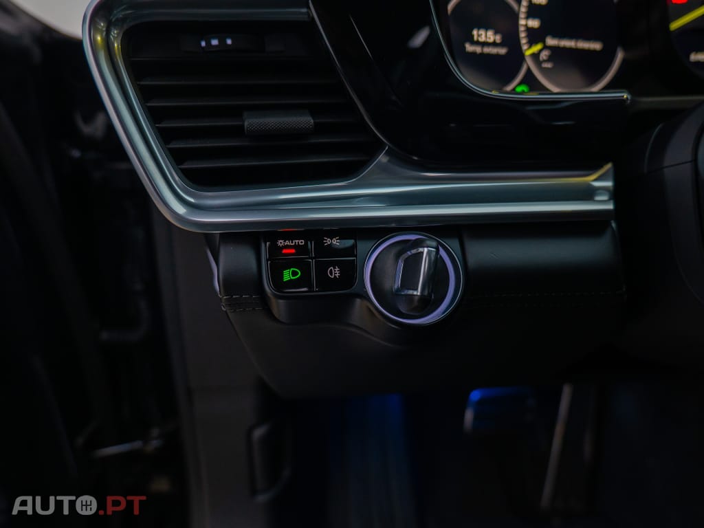 Porsche Panamera 4 E-Hybrid