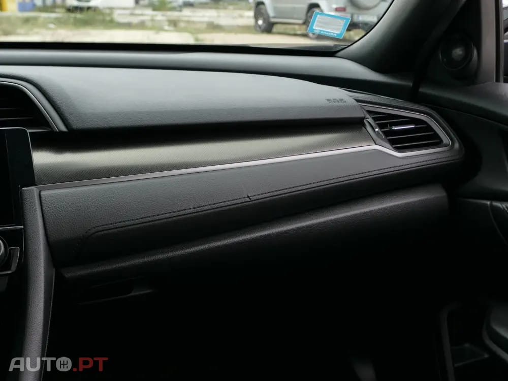 Honda Civic 1.6 i-DTEC Executive Premium 9AT