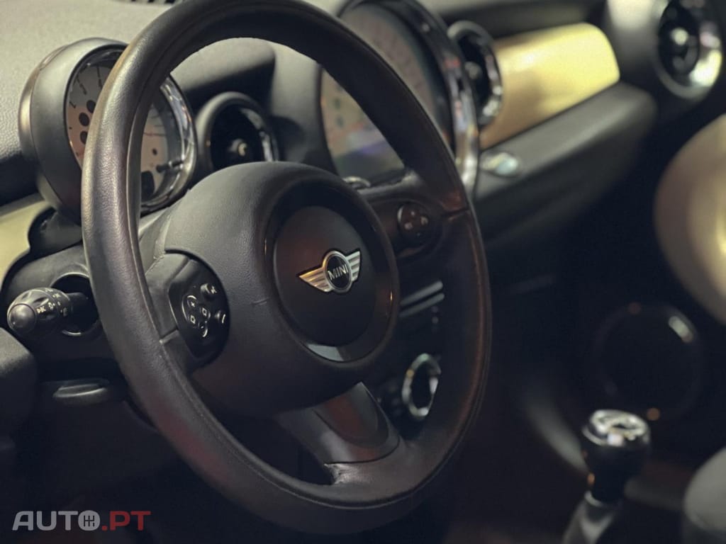MINI Cooper Cooper D
