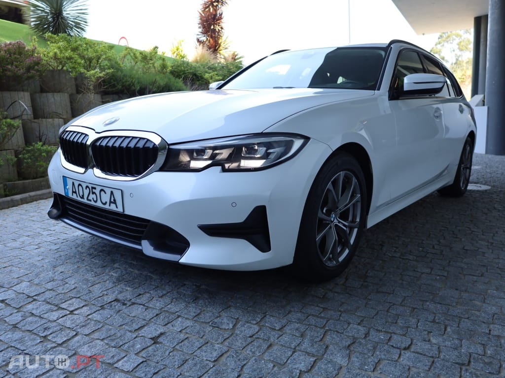 BMW 318 Touring Line Sport Auto