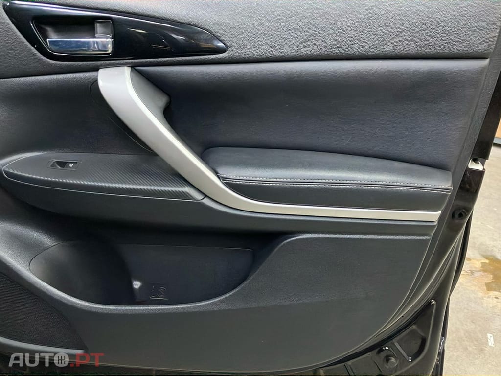 Mitsubishi Eclipse Cross 2.4 PHEV eMotion