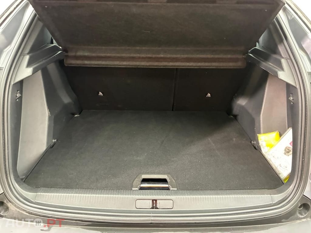 Peugeot 2008 1.2 PureTech Active