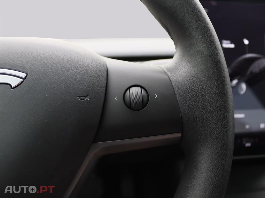 Tesla Model 3 Long-Range AWD I.V.A DEDUTÍVEL