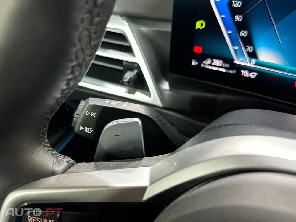 BMW 330 e Pack Desportivo M Auto