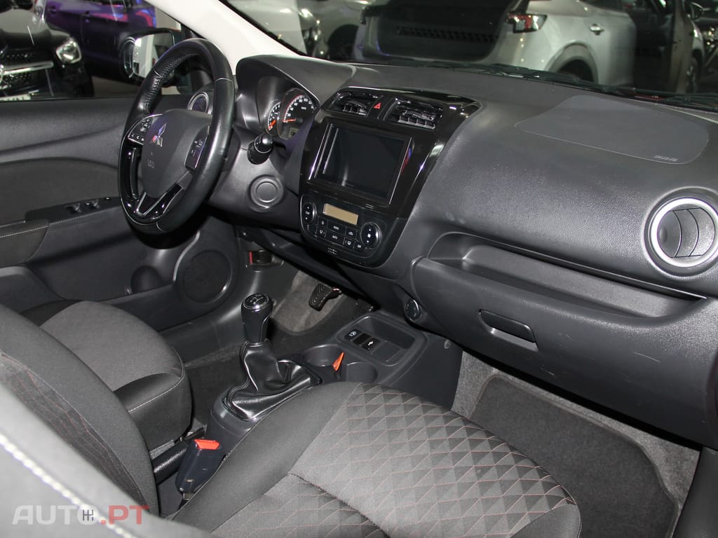 Mitsubishi Space Star 1.2 Connect Edition