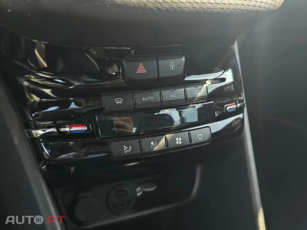 Peugeot 2008 PureTech 130 Allure Pack