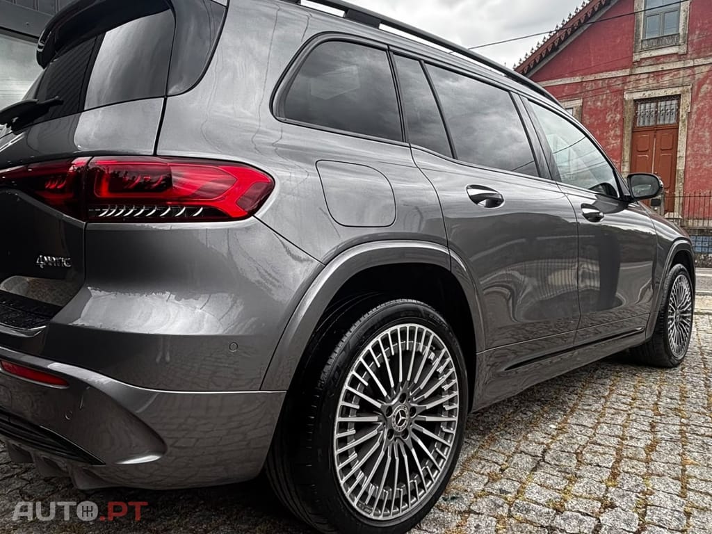 Mercedes-Benz EQB 300 4Matic AMG Line