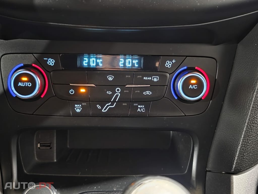 Ford Focus SW 1.5 TDCi EcoBlue ST-Line