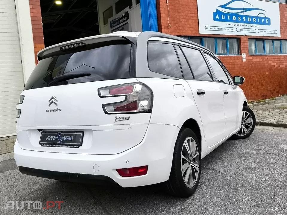 Citroën C4 Grand Picasso 1.6 BlueHDi Exclusive EAT6 — fotografia 17