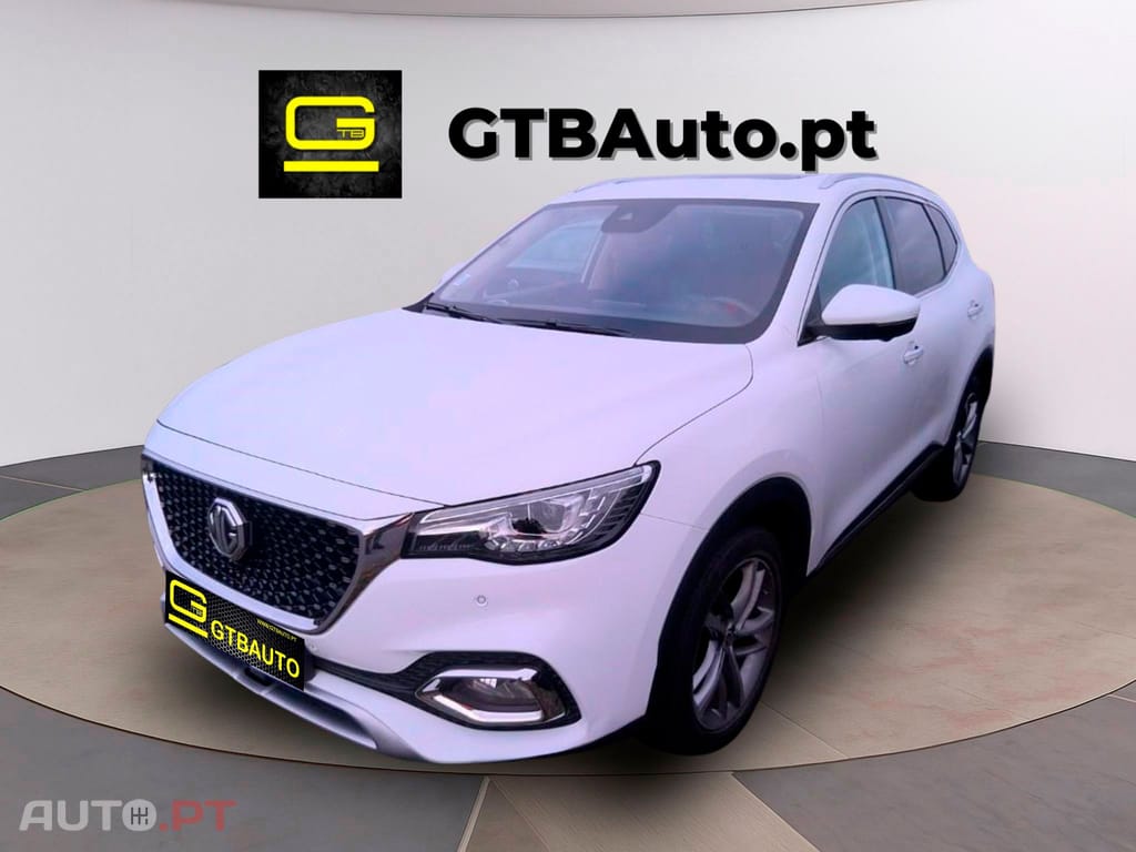 MG EHS PHEV Hybrid Luxury