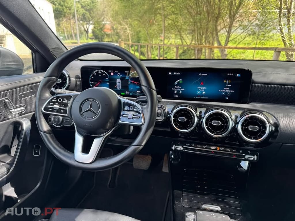 Mercedes-Benz A 250 e Style Plus