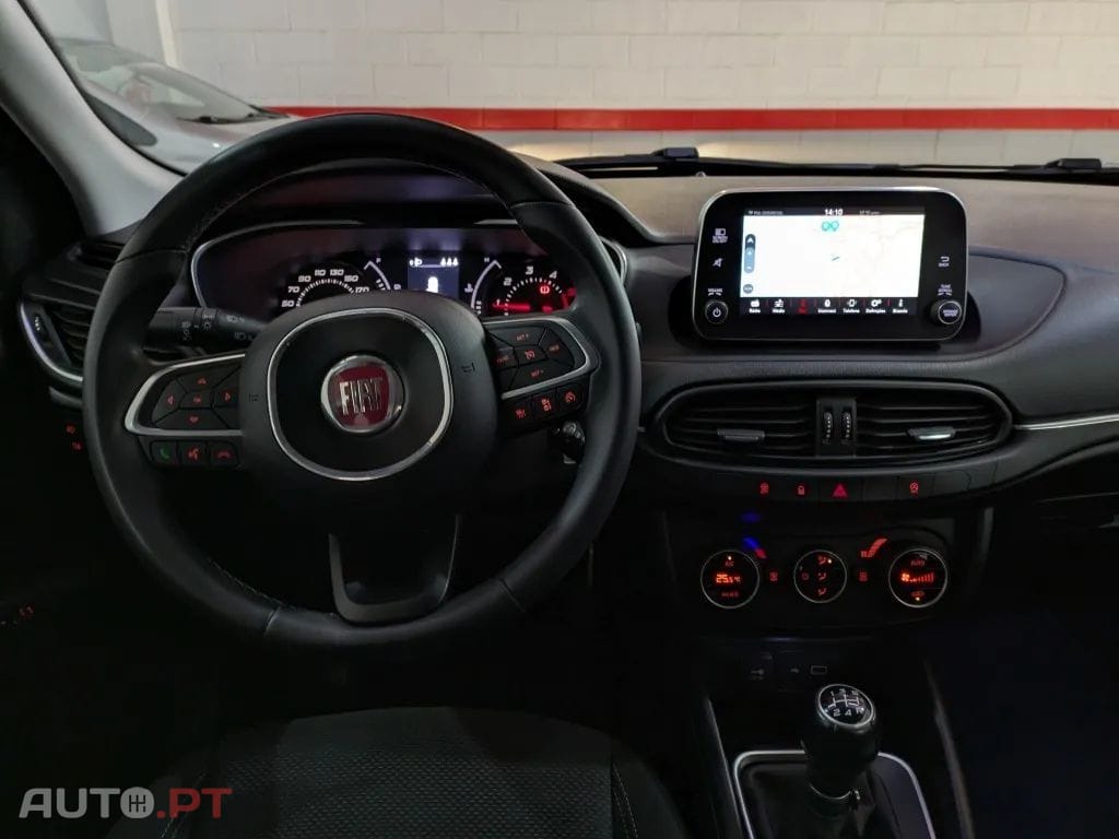 Fiat Tipo 1.3 M-Jet Lounge