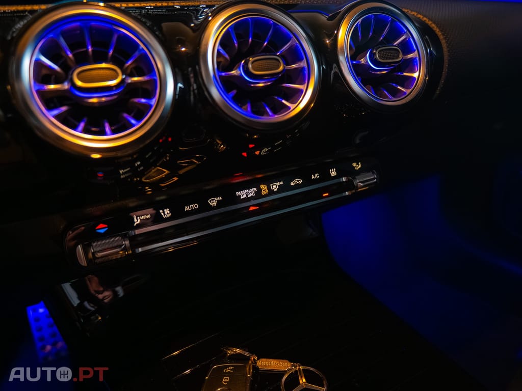 Mercedes-Benz CLA 250 e AMG Line