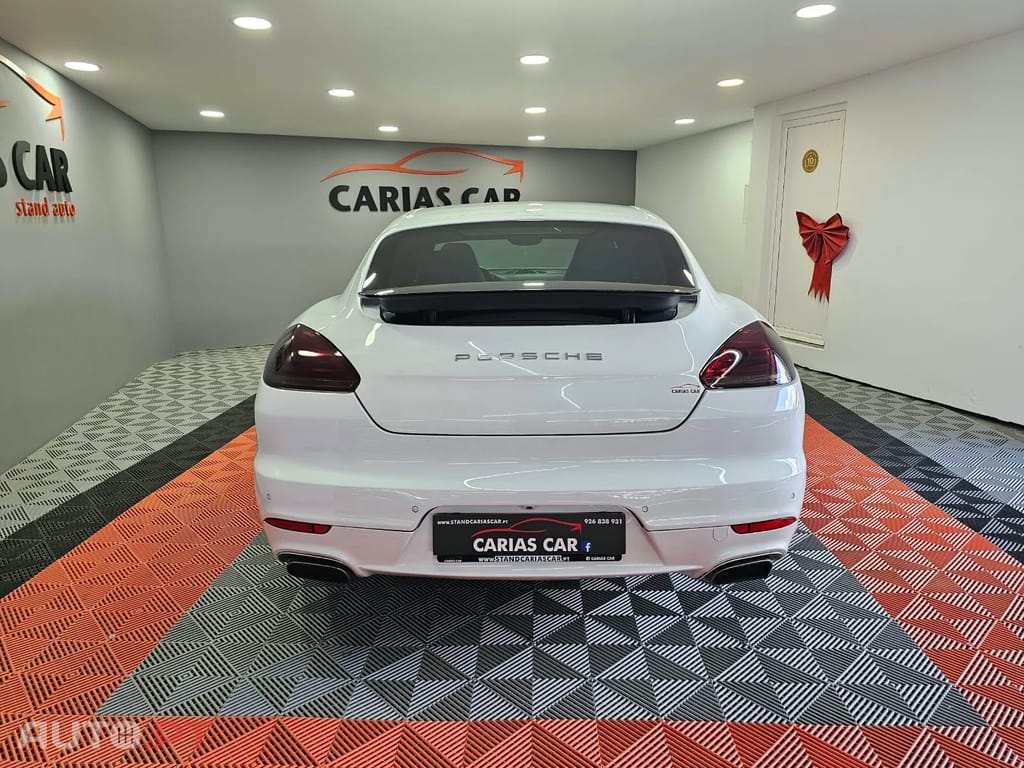 Porsche Panamera Platinium Edition