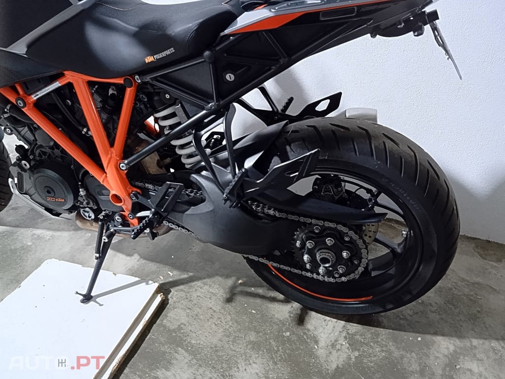 KTM Superduke GT 1290 ABS