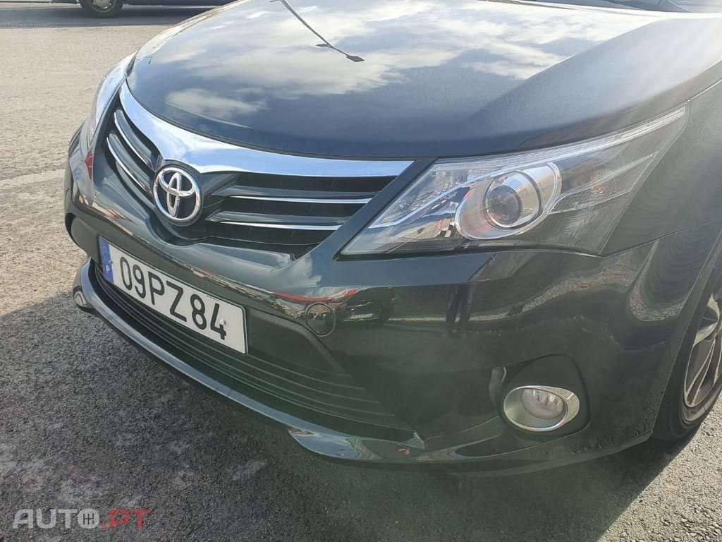 Toyota Avensis SD 2.0 D-4D Exclusive