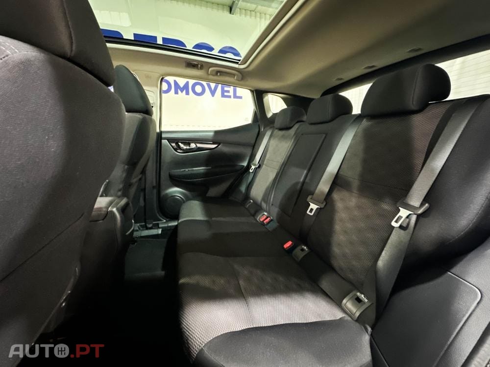 Nissan Qashqai 1.5 dCi N-Connecta Led