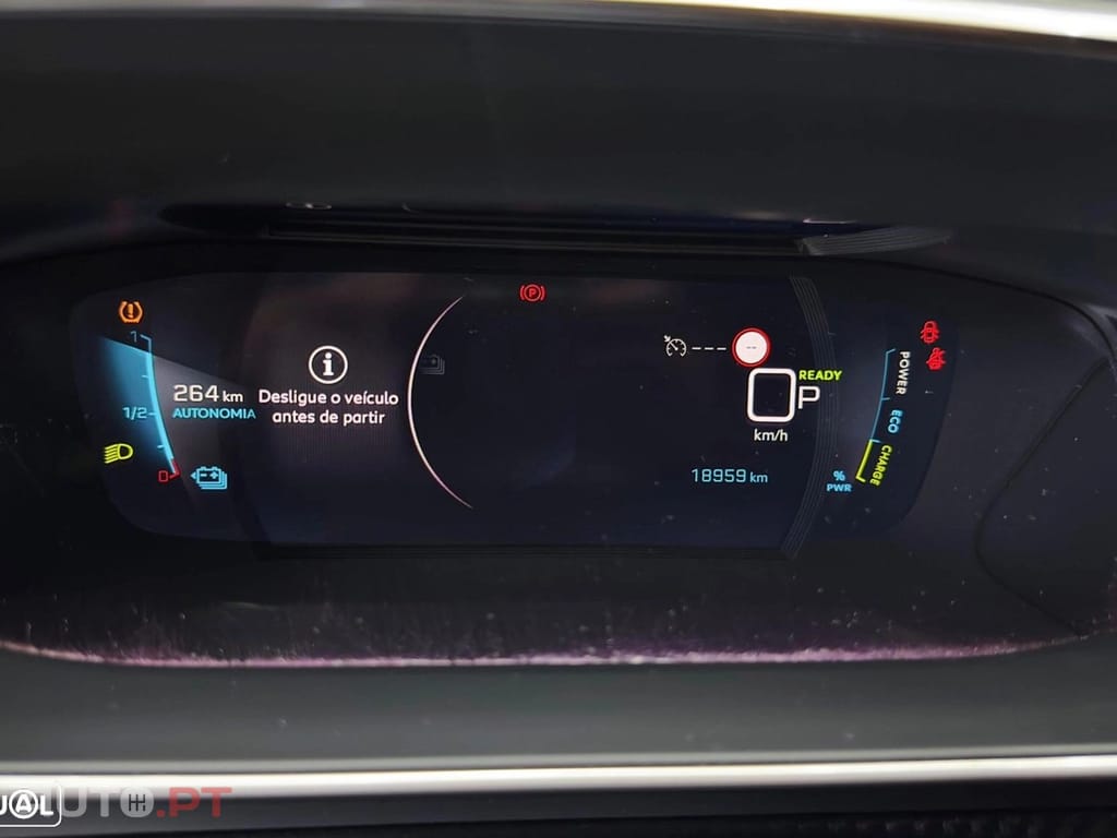 Peugeot E-2008 50 kWh Allure Pack