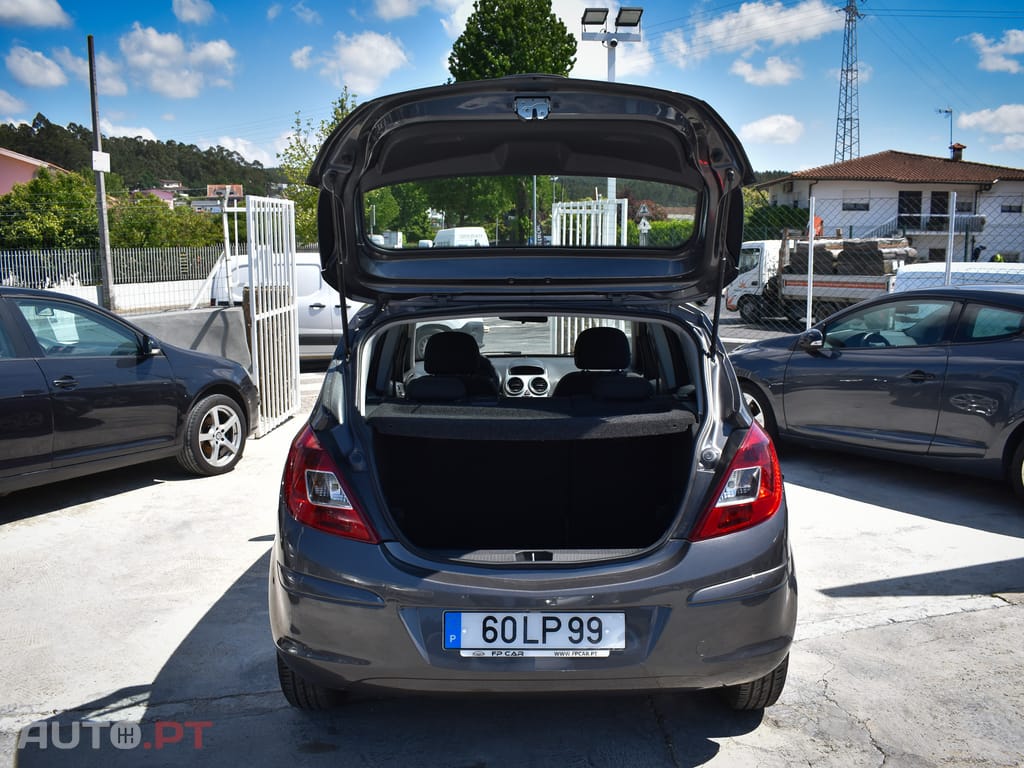 Opel Corsa 1.2 CMon