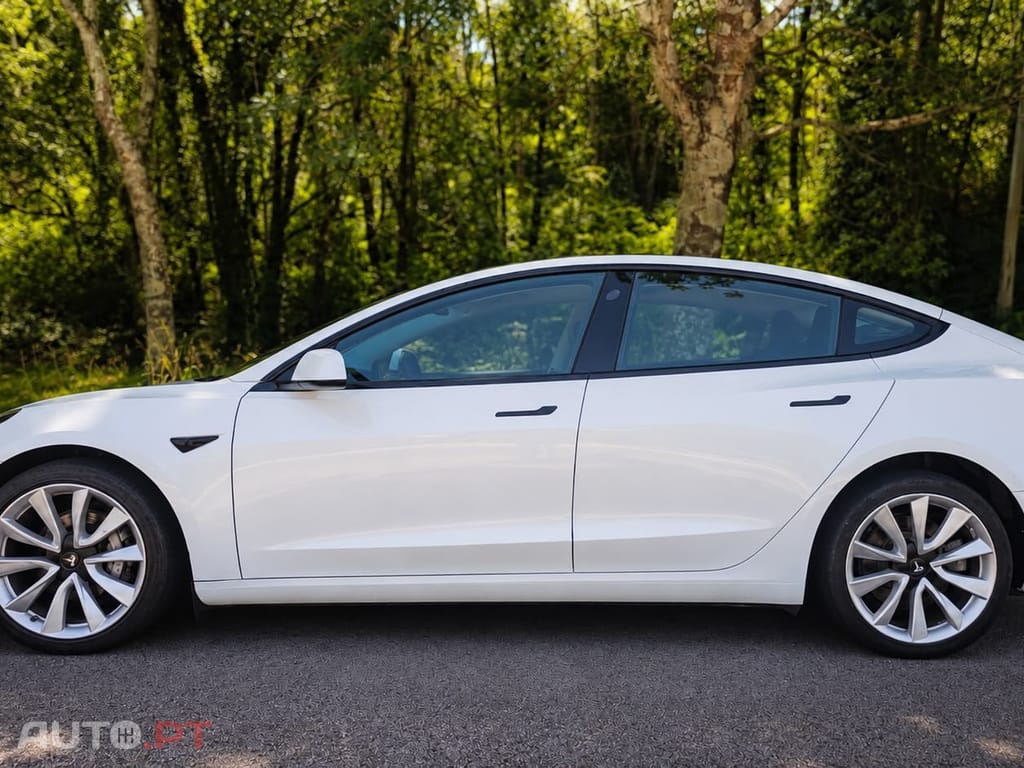 Tesla Model 3 Long Range Tração Integral