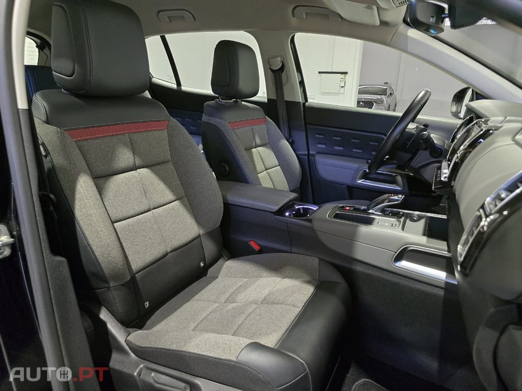 Citroen C5 Aircross 1.6 Hybrid Feel e-EAT8